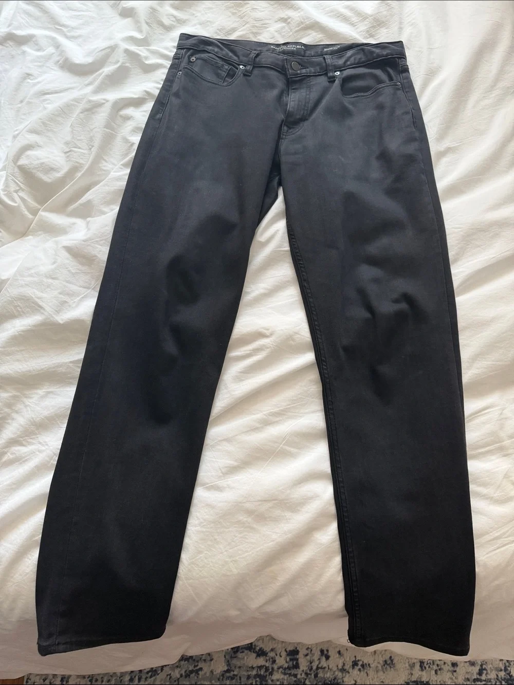 Banana Republican Men’s Traveler Jeans Size 33x32 Black